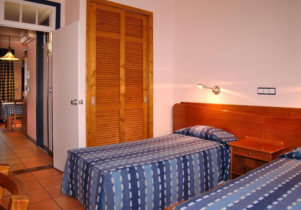 Apartamentos Turisticos Verdemar Horta  Pokoj fotografie